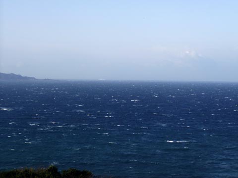 13P2230118_1w.jpg(15978 byte)