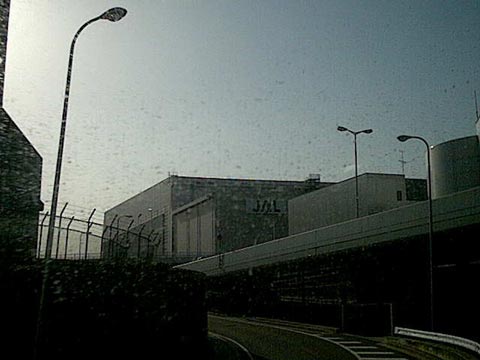 17Image-132w.jpg(25013 byte)