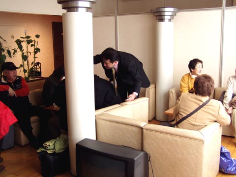 15P2240014w.jpg(28279 byte)