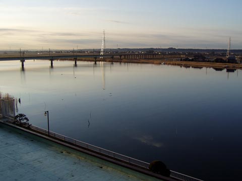 15P2220157w.jpg(16836 byte)